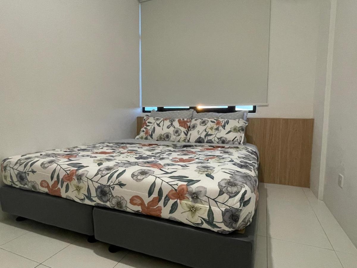 Condo 2-10 Imperio Professional Suite 알로르세타르 외부 사진